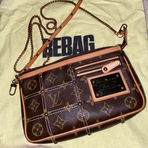 Louis Vuitton Riveting Pochette